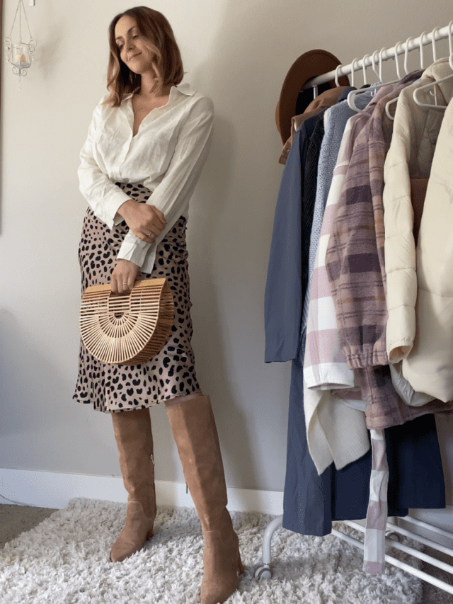 How to Style Leopard Skirt for Work